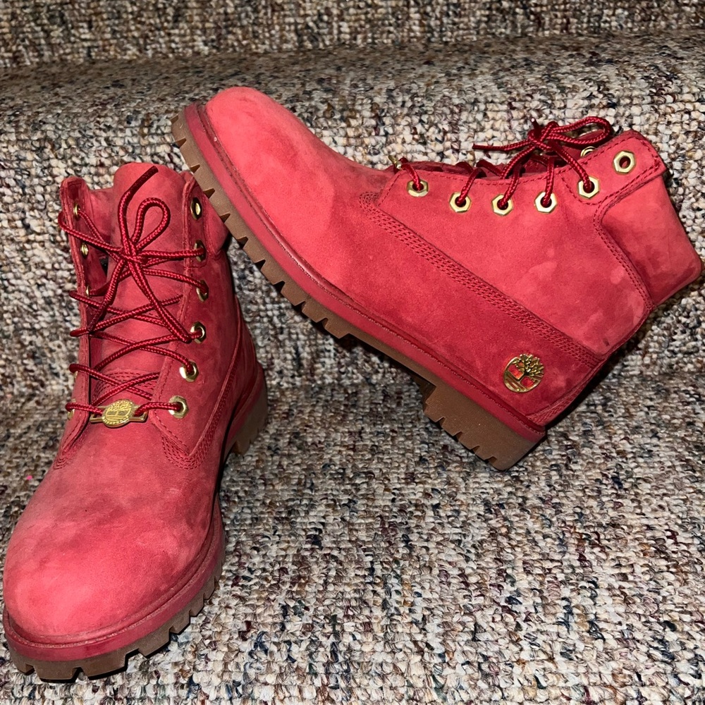 Like new Limited Release timberland boots